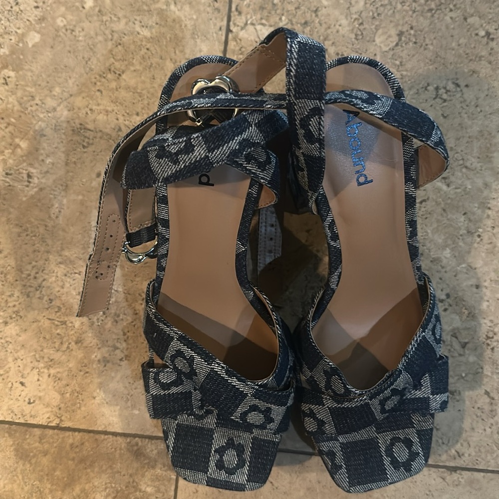Abound Blue Patterned Platform Sandals. Nwot - image 1